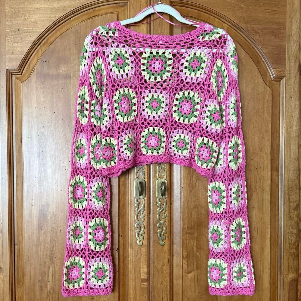 Debut pink crochet granny square sweater open knit cropped size M medium - Picture 13 of 14
